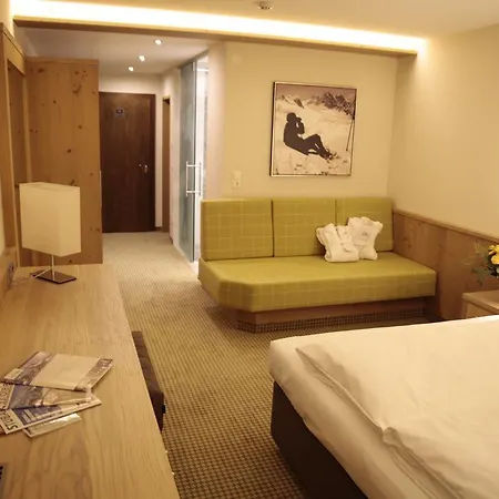 Alpensporthotel Mutterberg Szálloda