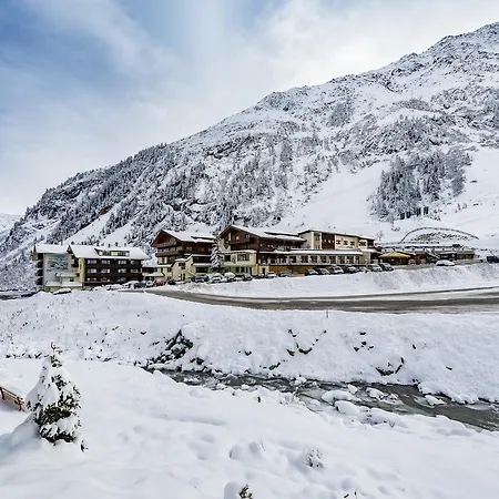 Szálloda Alpensporthotel Mutterberg 4*