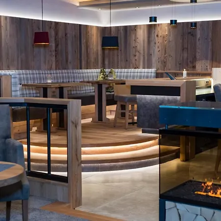 Alpensporthotel Mutterberg Szálloda 4*