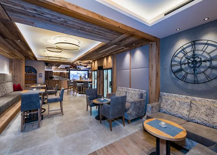 穆特贝尔格阿尔卑斯山运动酒店 4*