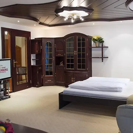 ホテル Alpensporthotel Mutterberg 4*