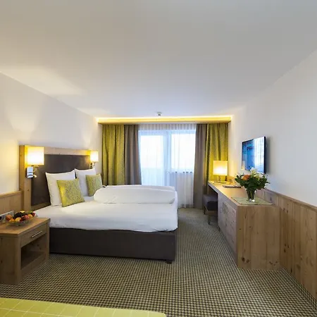 Alpensporthotel Mutterberg 무터베르갈름