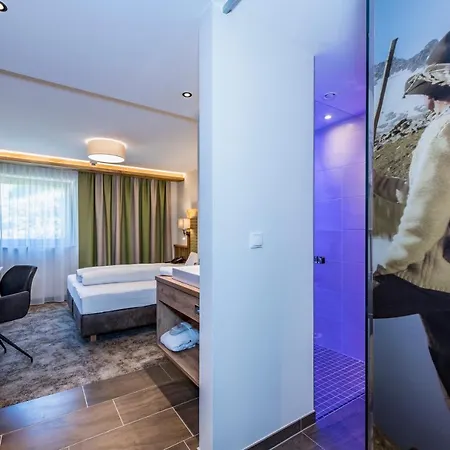 ホテル Alpensporthotel Mutterberg 4*