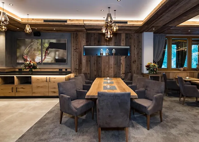 Hotel Alpensporthotel Mutterberg 4*