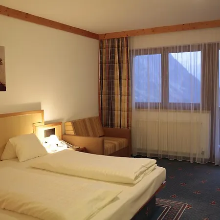 Alpensporthotel Mutterberg Отель