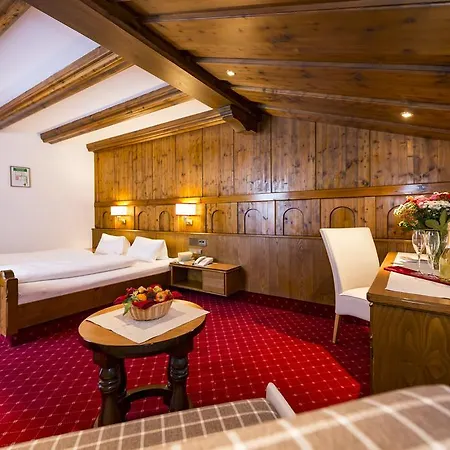 Alpensporthotel Mutterberg Отель