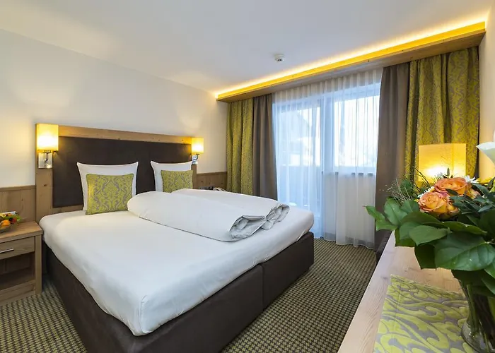 Hotel Alpensporthotel Mutterberg 4*