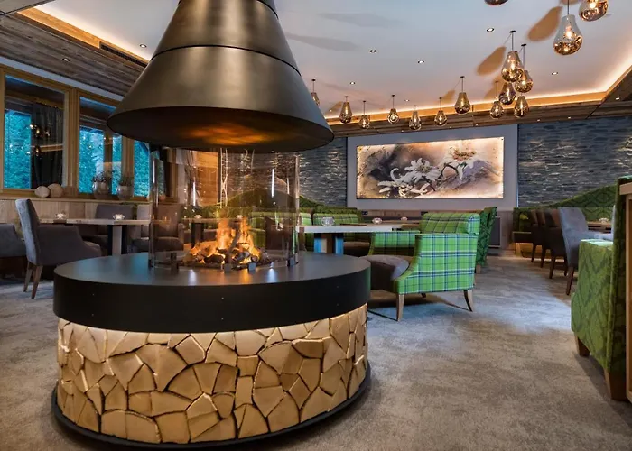 Hotel Alpensporthotel Mutterberg 4*